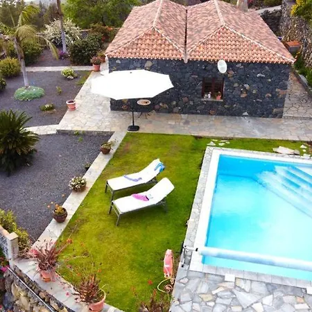 Climatized Pool Free Wifi Pareditas *