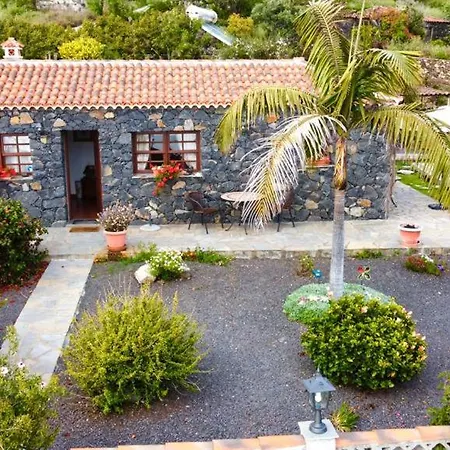 Climatized Pool Free Wifi Pareditas Ferienhaus